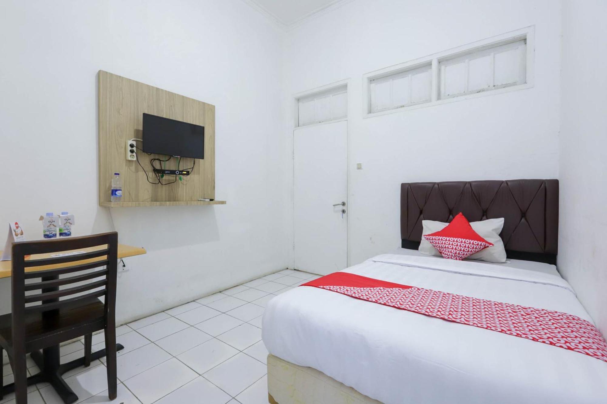 Oyo 1111 Pasar Baru Inn Jakarta Ngoại thất bức ảnh