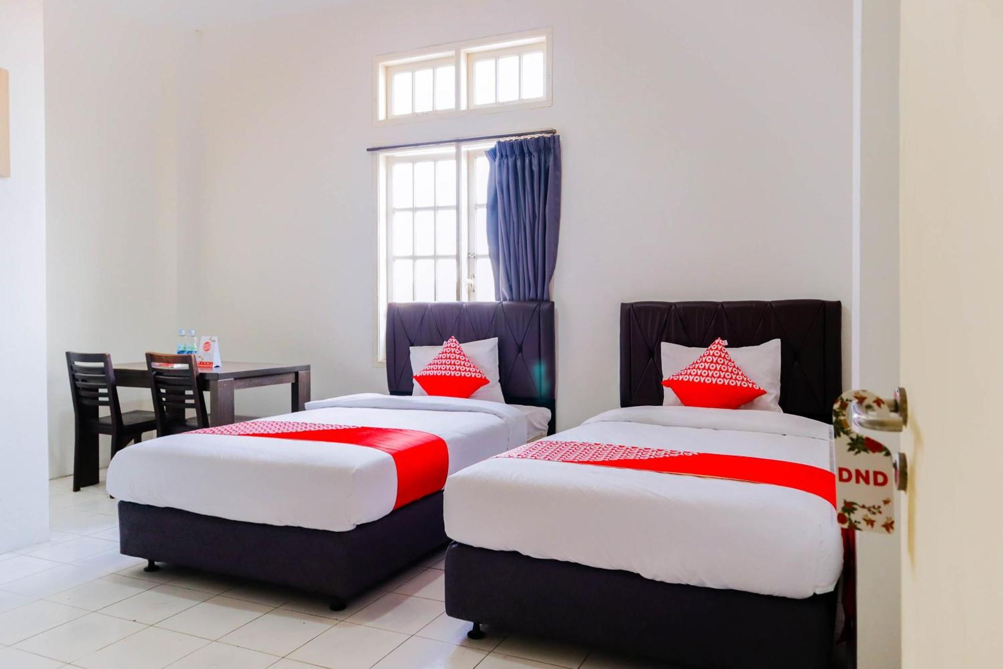 Oyo 1111 Pasar Baru Inn Jakarta Ngoại thất bức ảnh