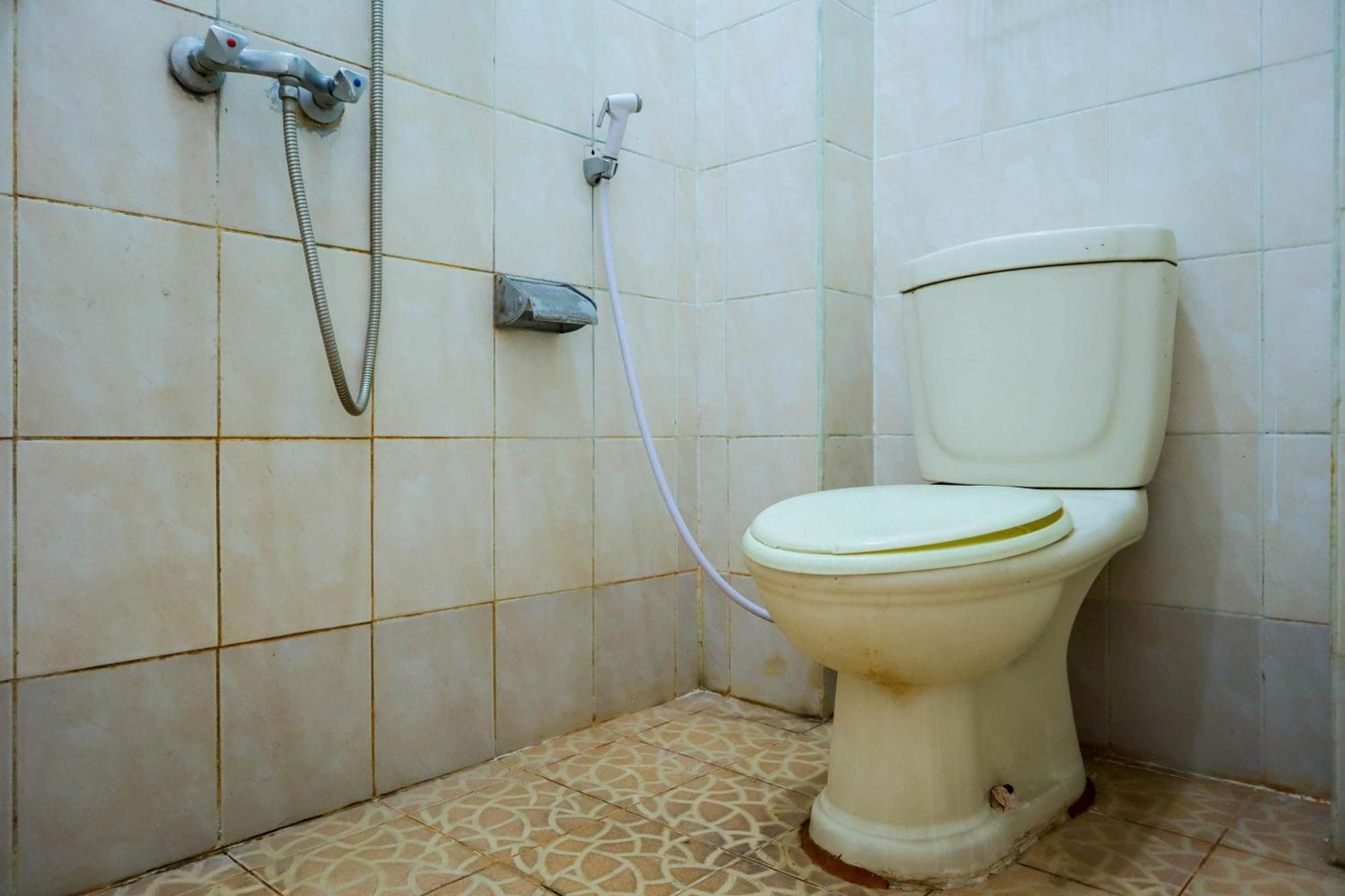 Oyo 1111 Pasar Baru Inn Jakarta Ngoại thất bức ảnh