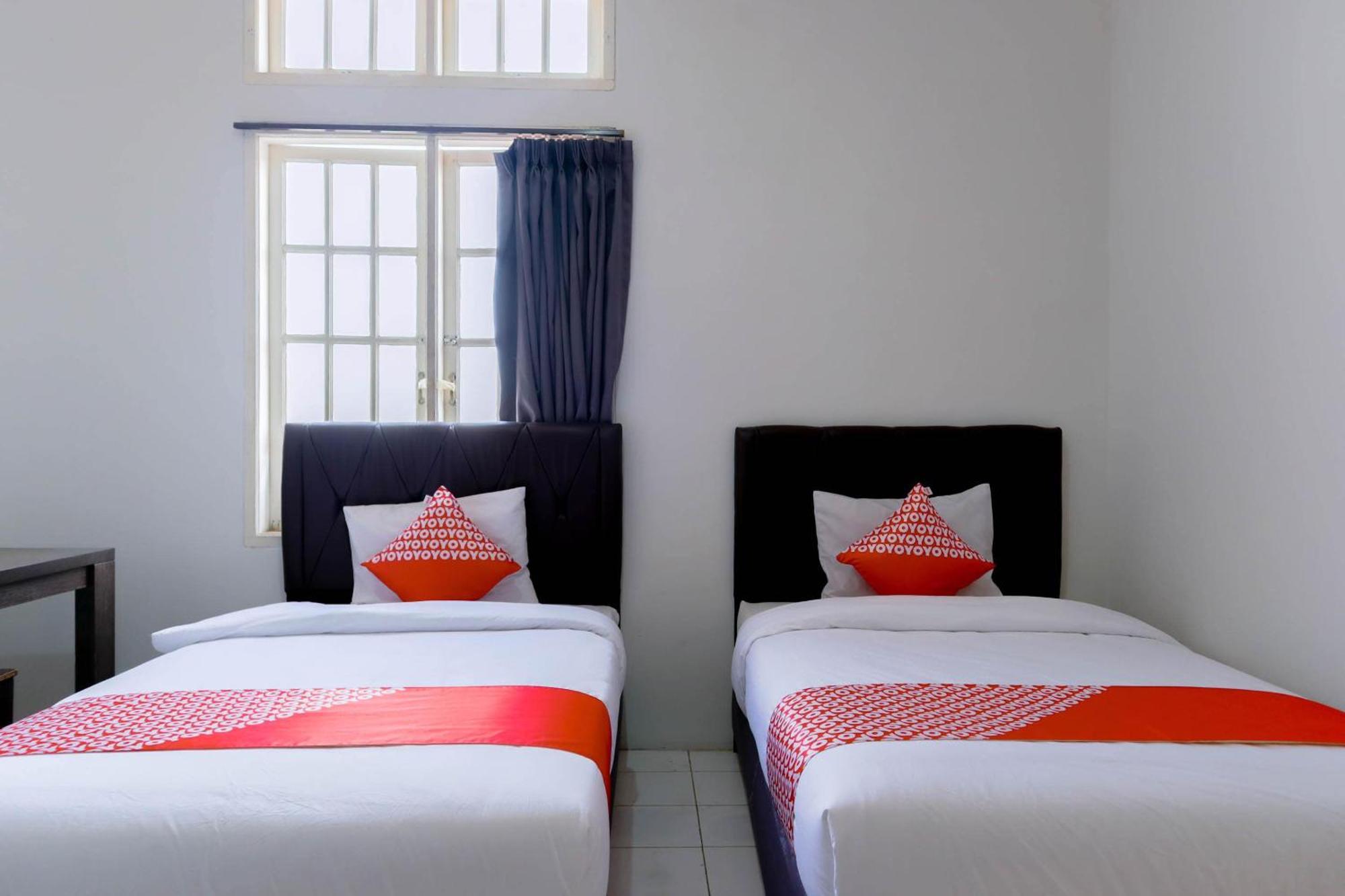Oyo 1111 Pasar Baru Inn Jakarta Ngoại thất bức ảnh